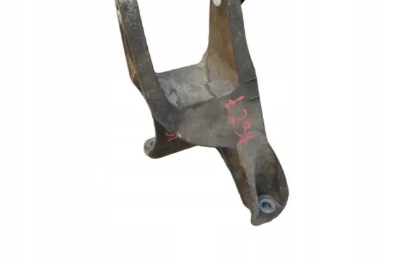 Volkswagen Transporter - Caravelle T6 Engine mounting bracket 7E0199343B