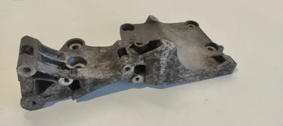 Volkswagen Golf V Bracket in trunk/boot 03G803143A
