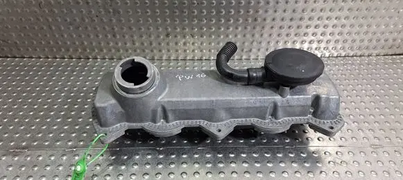 Skoda Fabia Mk1 (6Y) Rocker cam cover 038103475D