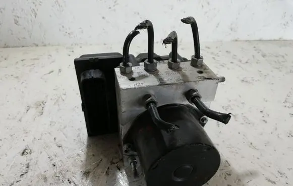 Volkswagen Polo V 6R ABS Pump 6R0907379AJ 6R0907379AF
