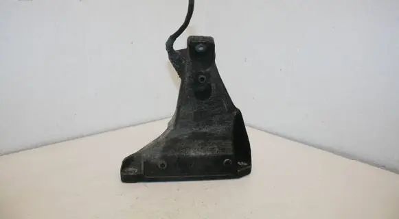 Audi A6 S6 C5 4B Engine mounting bracket 8D0199308AB