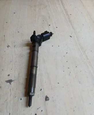 Audi A6 S6 C6 4F Fuel injector 059130277AJ 489008F020