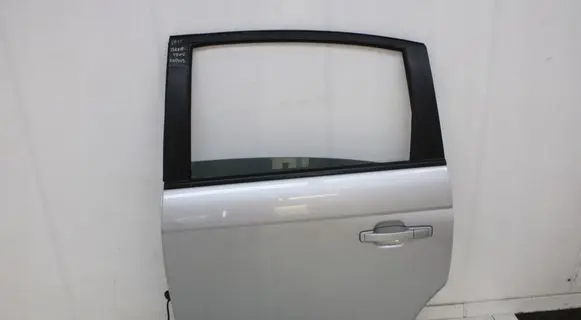 SsangYong Rodius Rear door