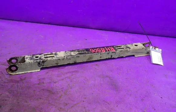 Rear control arm