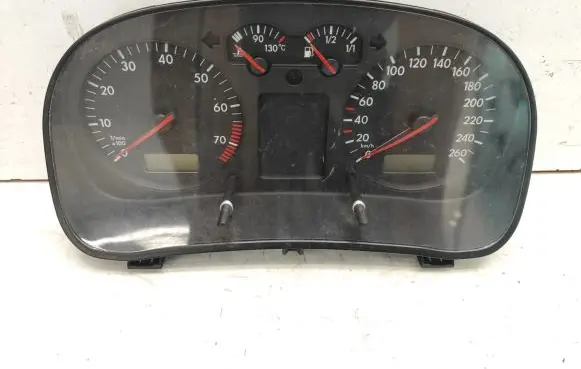 Volkswagen Golf IV Speedometer (instrument cluster) 1J0919861D 0263611002
