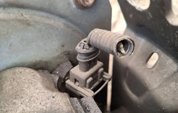 Suzuki Grand Vitara II Camshaft position sensor 