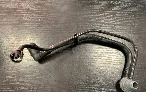 BMW 1 E81 E87 Vacuum line/pipe/hose 7601006