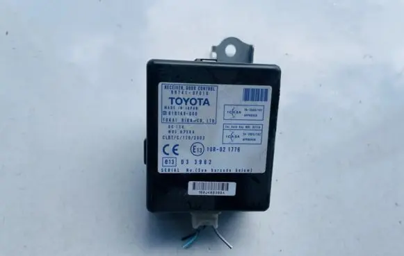 Toyota Corolla Verso AR10 Door control unit/module 897410f010 89741-0f010