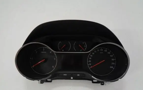 Opel Crossland X Speedometer (instrument cluster) 9828208080