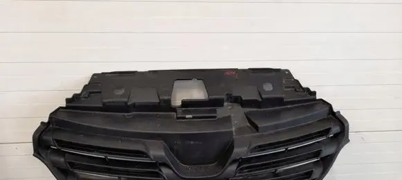 Renault Trafic III (X82) Front grill 623108673R