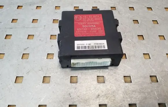 Toyota Avensis T250 Alarm control unit/module 8973005030 2370003180