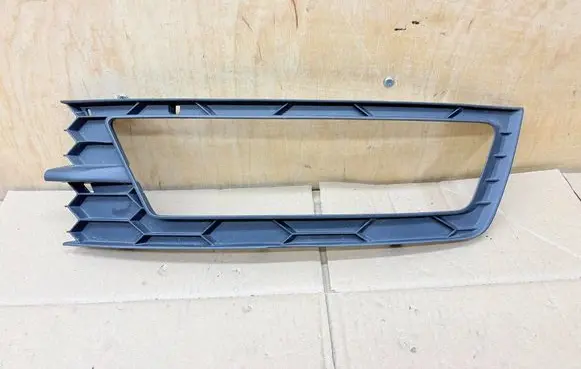 Skoda Rapid (NH) Front fog light trim/grill 5JA807681 3200101122
