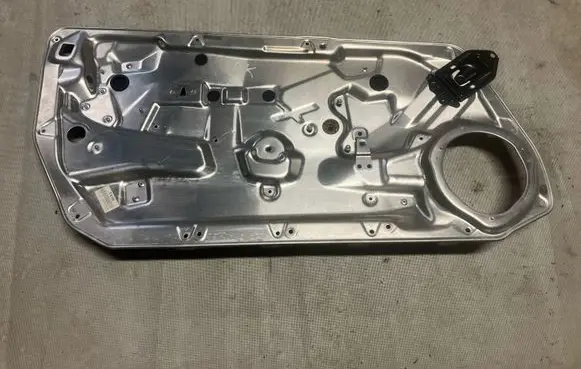 Mercedes-Benz C W204 Front door electric window regulator 40151188B