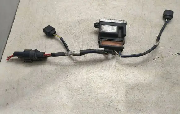 Renault Trafic III (X82) Coolant fan relay M135165 8K0910501D 8K0959501C