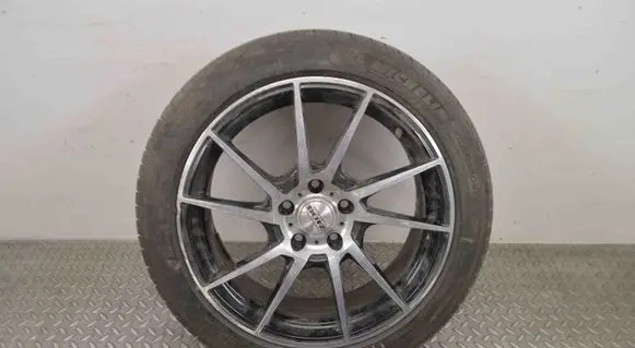Tesla Model S R12 alloy rim ET40 8JX18