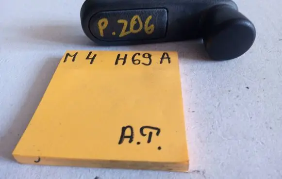 Peugeot 206 Sliding door manual window regulator 1212123