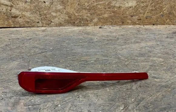 Volvo XC40 Rear fog light 32228782 R0577-I