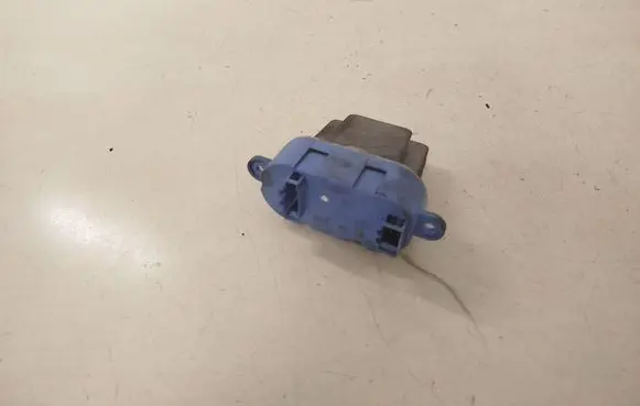 Heater blower motor/fan resistor