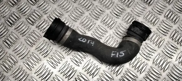 BMW X5 F15 Engine coolant pipe/hose 8517969