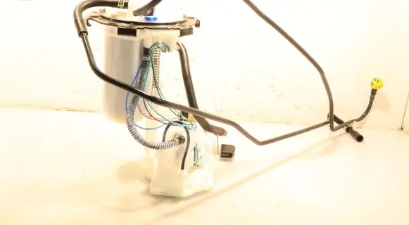 Toyota Corolla E160 E170 Mechanical fuel pump 