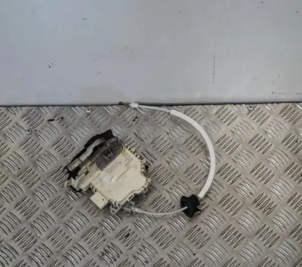 Audi Q7 4L Front door lock 8J1837016C