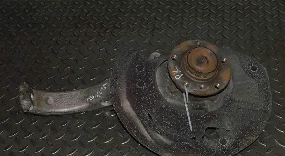 BMW X6 F16 Front wheel hub 6869869