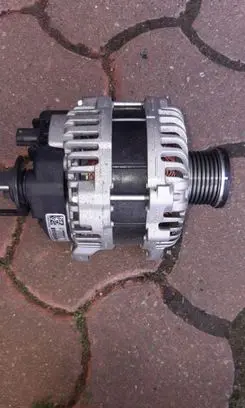 Renault Clio IV Generator/alternator