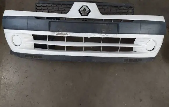 Renault Clio II Front bumper 8200074471
