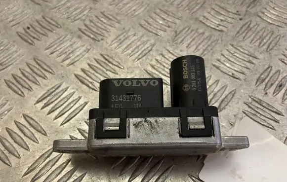 Volvo XC90 Glow plug pre-heat relay 31431776