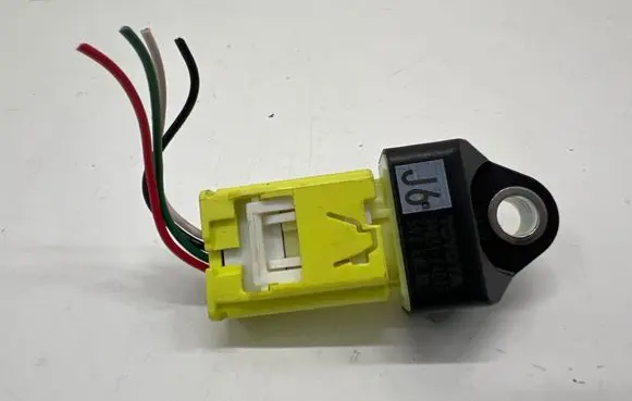 Toyota C-HR I Airbag deployment crash/impact sensor 89831F4010