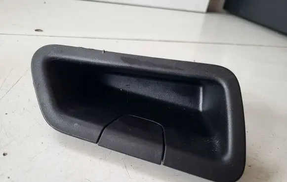 Peugeot 3008 II Other trunk/boot trim element