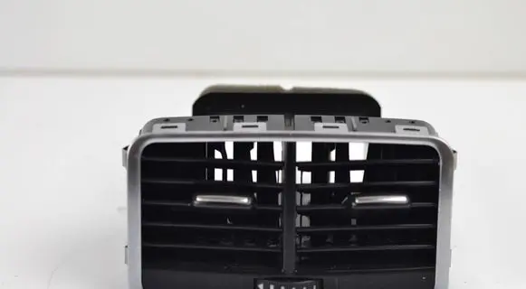 Audi A6 S6 C6 4F Rear air vent grill 4F0819203C