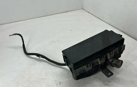 Ford Mustang VI Fuse box set AR3T14A003AB