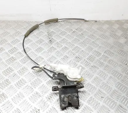 Mazda 3 I Tailgate/trunk/boot lock/catch/latch