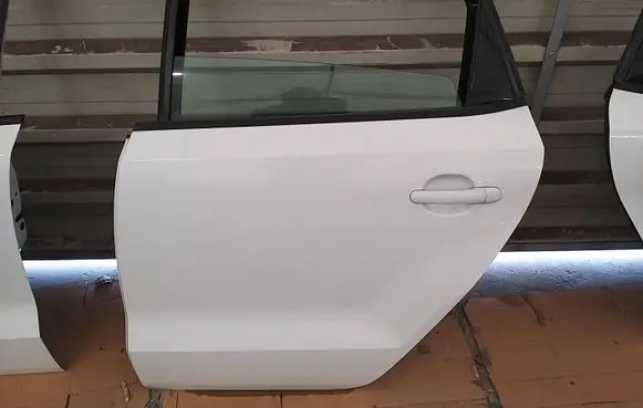 Volkswagen Polo V 6R Rear door NNI147002