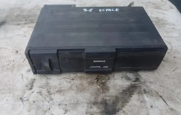 Renault Espace - Grand espace IV CD/DVD changer 8200207100