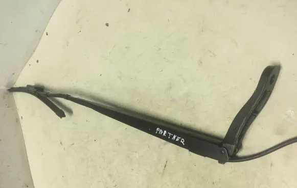 Peugeot Partner Windshield/front glass wiper blade 