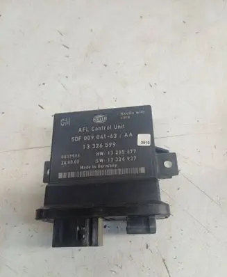 Opel Insignia A Light module LCM 13326599 5DF00904163