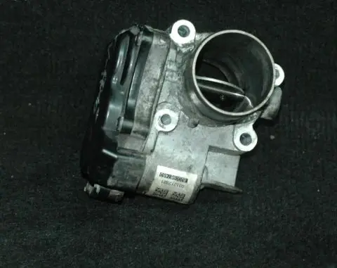 Renault Master III Throttle valve