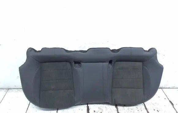 Opel Insignia A Rear seat 13314017