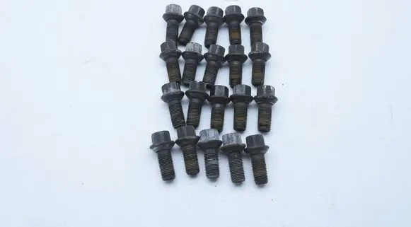 Mercedes-Benz C W205 Nuts/bolts 