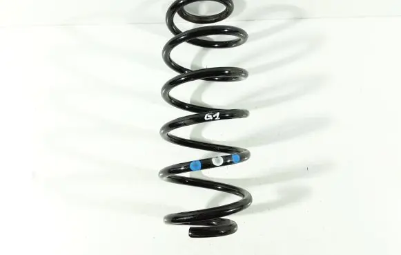 Toyota Auris 150 Rear coil spring