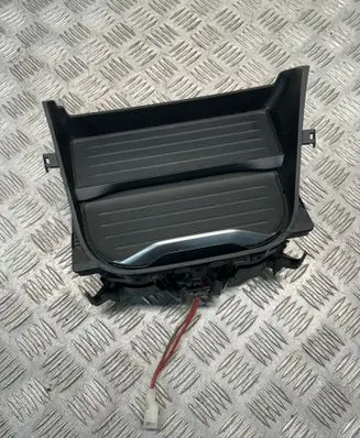 BMW X3 F25 Cup holder front 9301722 9301723
