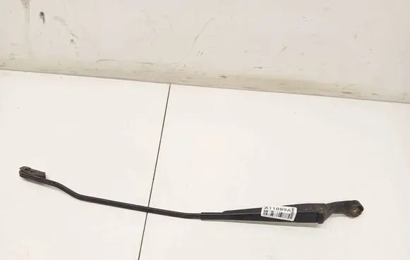 Volkswagen PASSAT B5 Front wiper blade arm 3b1955410