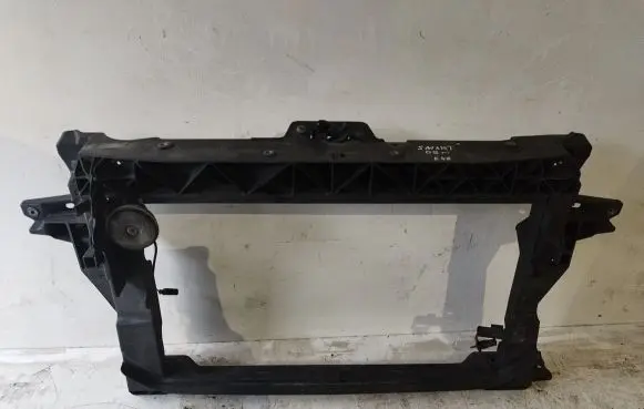 Smart ForFour I Radiator support slam panel