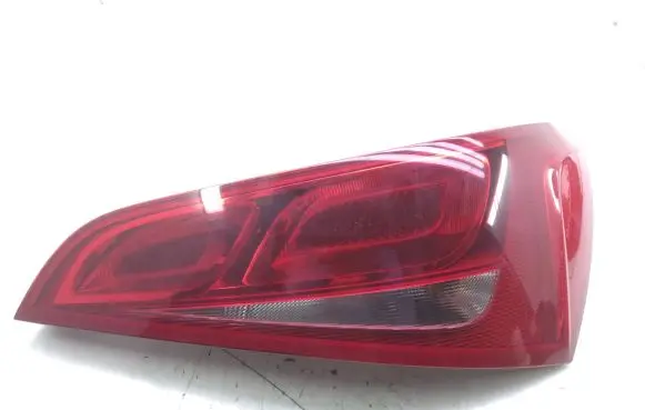 Audi Q5 SQ5 Tailgate rear/tail lights 8R0945094