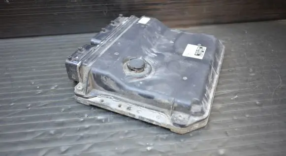 Lexus IS 220D-250-350 Engine control unit/module 8966153701