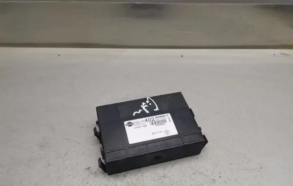 Nissan Almera N16 Comfort/convenience module 28551BM402
