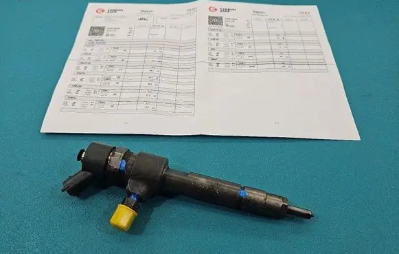 Opel Zafira B Fuel injector 0445110276 IMPRK1509836