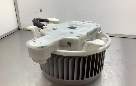 Lexus GS 300 350 430 450H Heater fan/blower 2726000331 12V12H1